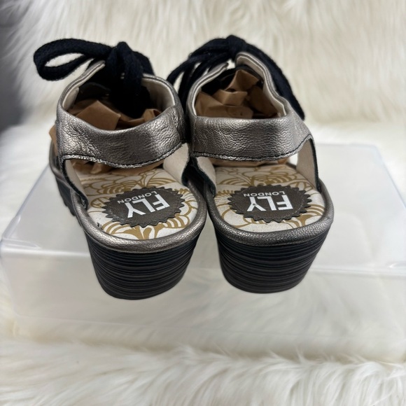 Fly London Silver Wedges Sandals Fashion-Forward Metallic - Picture 3 of 9